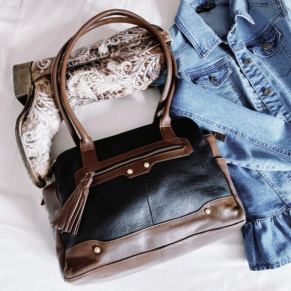 Classic Two-Tone Leather Shoulder Bag - Black & Brown